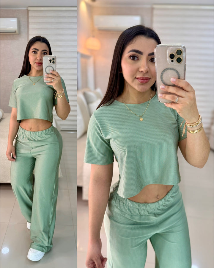 Ref 386 set plisado blusa corta
