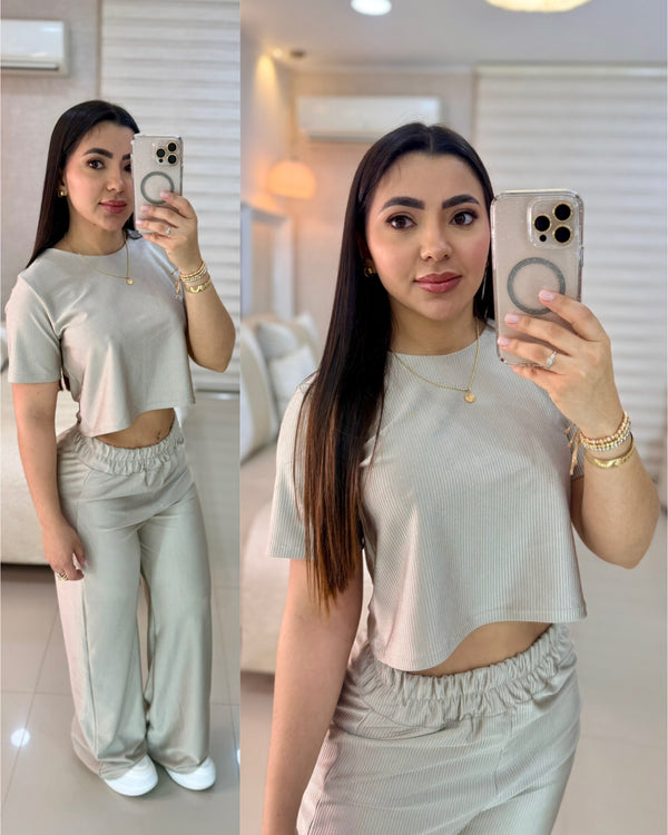 Ref 386 set plisado blusa corta