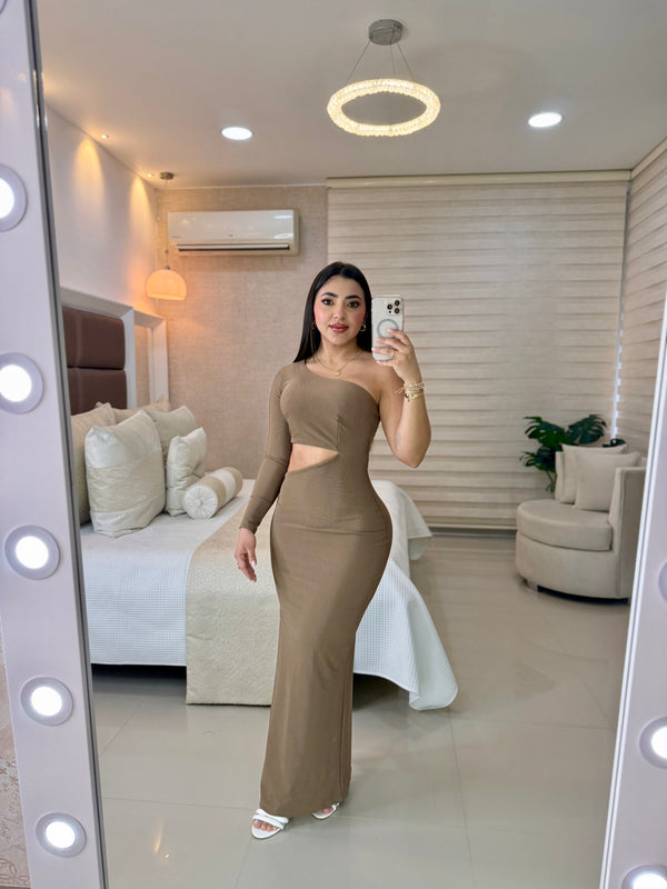 Ref 375 vestido medio beso m