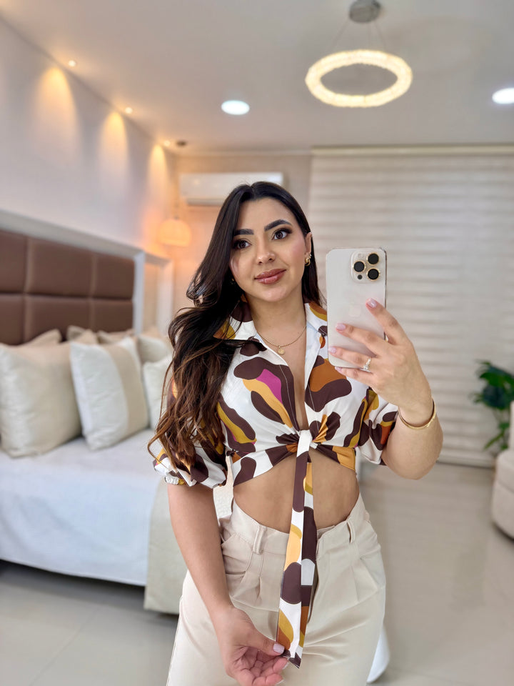 Ref 394 blusa anudar manga larga estampada